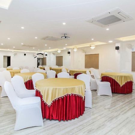 Capital O 40833 Maharaja Hotel & Restaurant Kashipur Kültér fotó