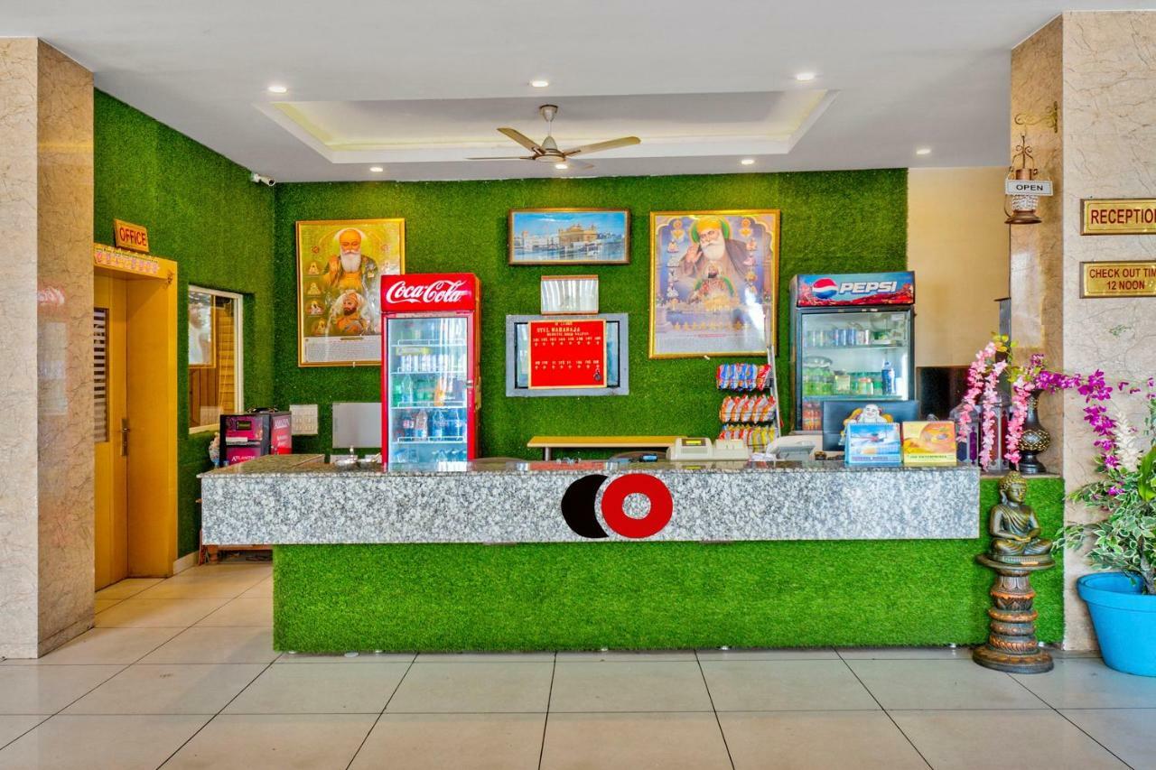 Capital O 40833 Maharaja Hotel & Restaurant Kashipur Kültér fotó